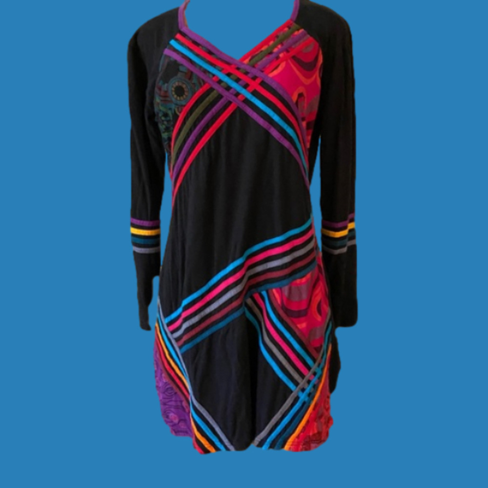 𝅺FILOSOPHIE knit tunic dress. Great colorful fun with leggings or as a mini.